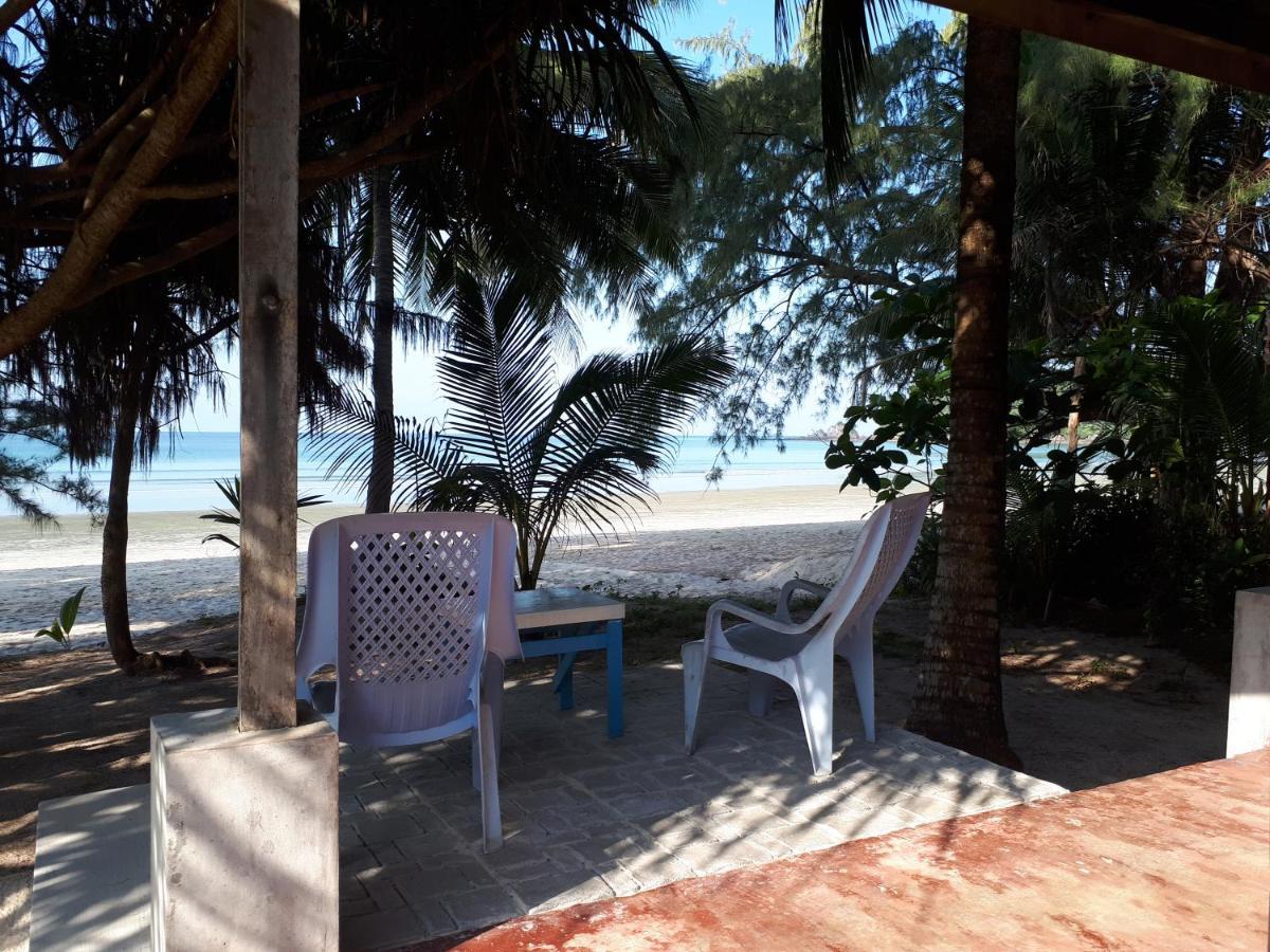 Phayam Friends Koh Phayam Exterior foto